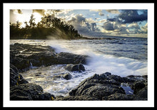 Load image into Gallery viewer, Sunset In Hilo - Francesco Emanuele Carucci Photography